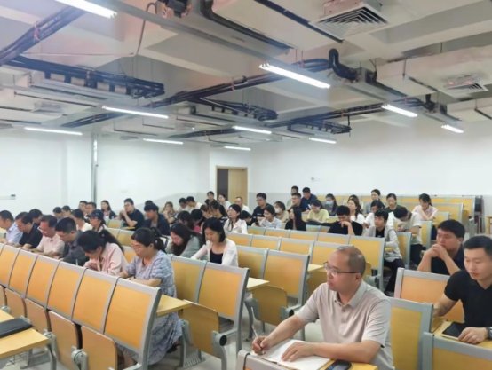班主任会议4